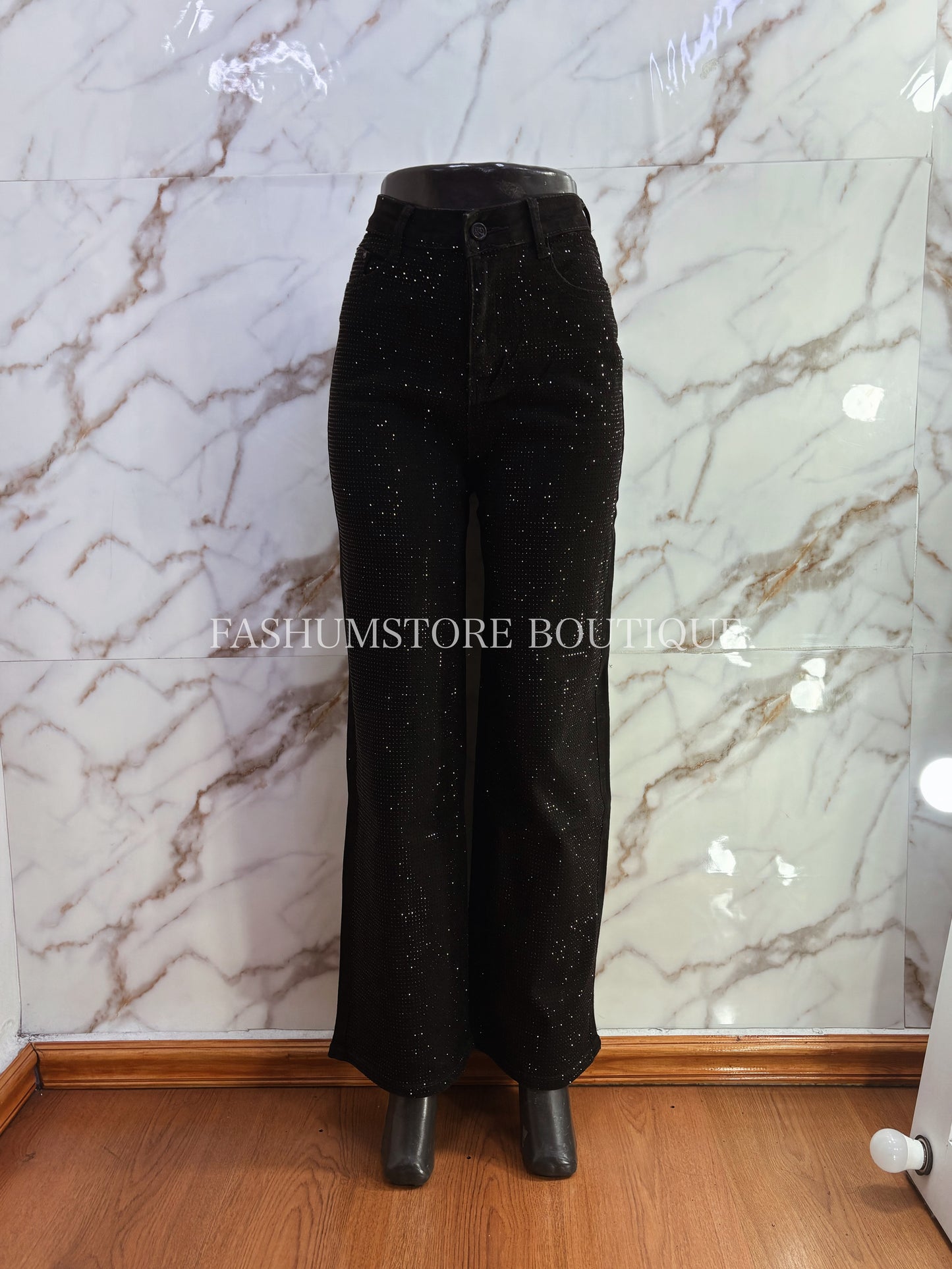 Pantalón brilloso negro #H821