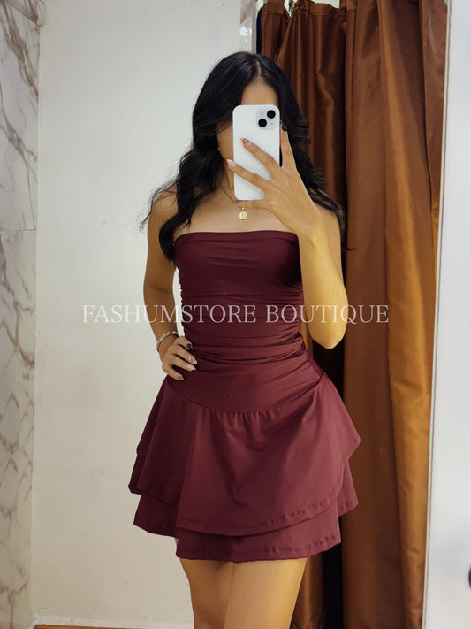 Vestido strapless falda tipo globo