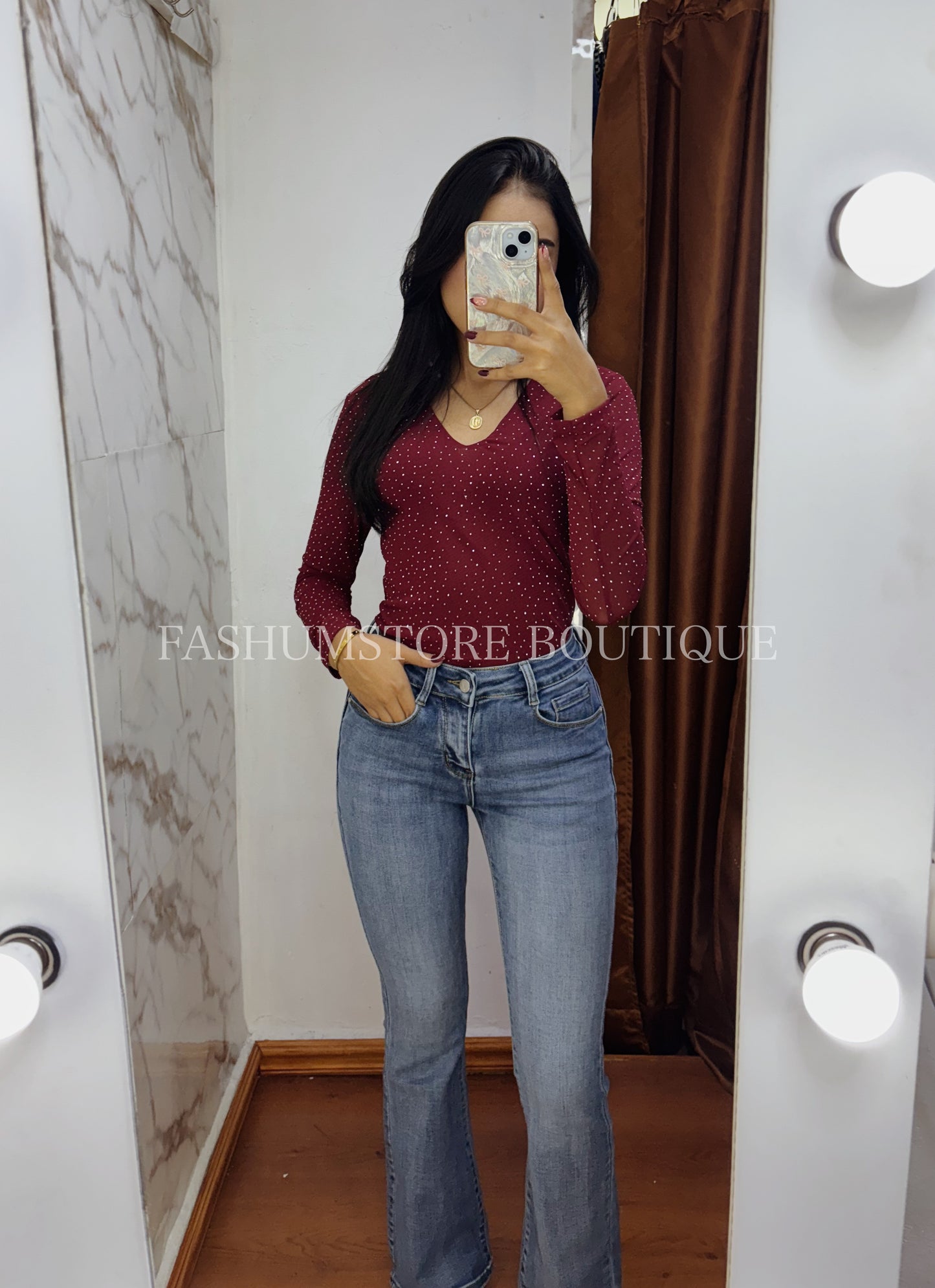 Pantalón flare mezclilla