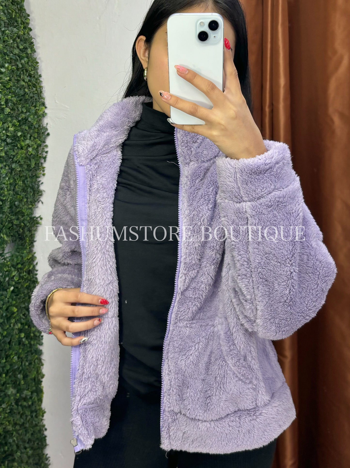 Sueter lila peluche talla L