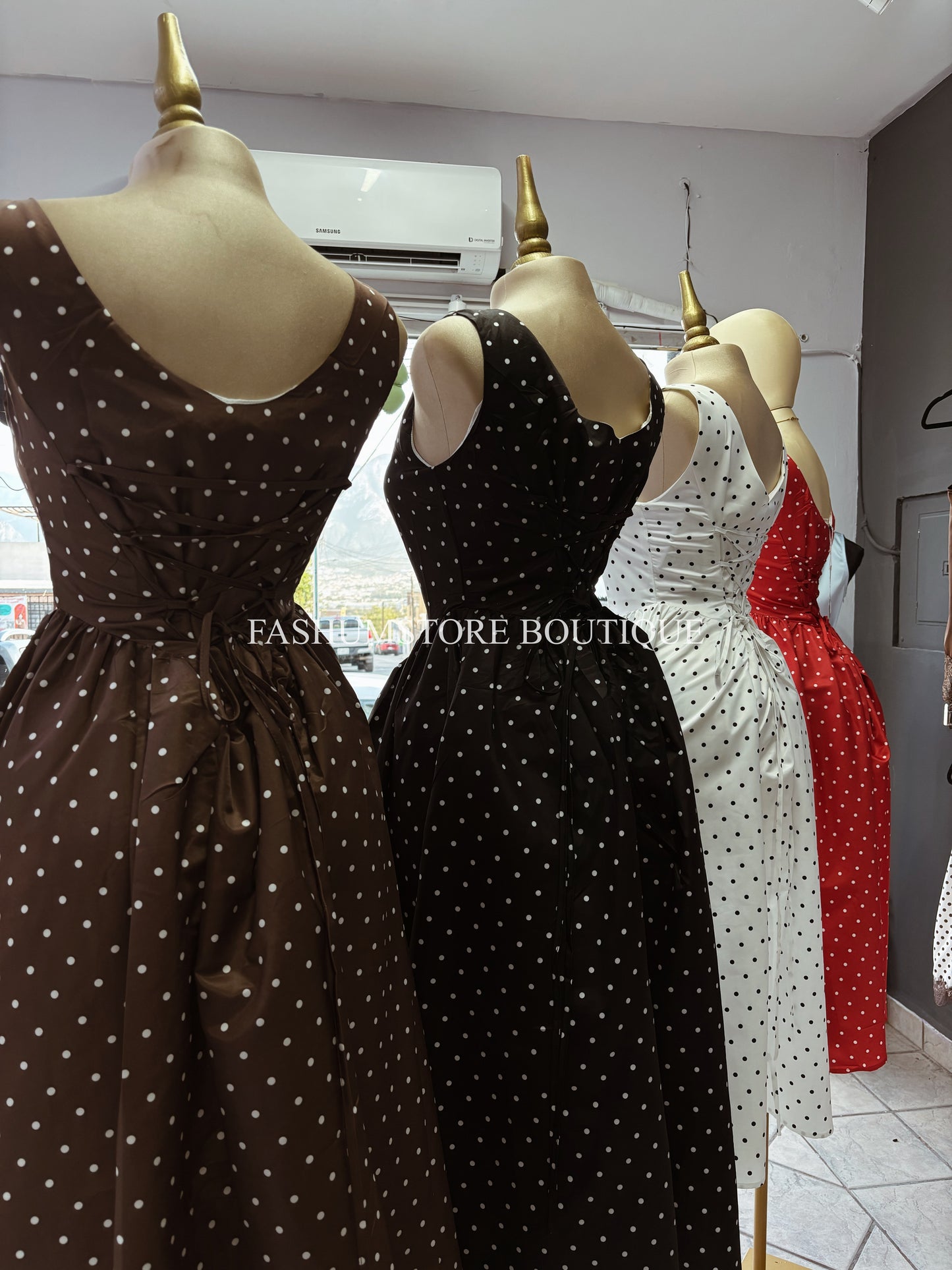 Vestido largo polka dots ajustable